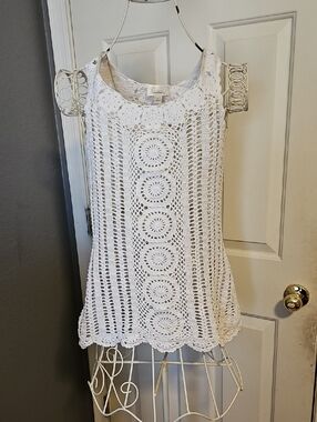 dressbarn White Crochet Scoop Neck Tank